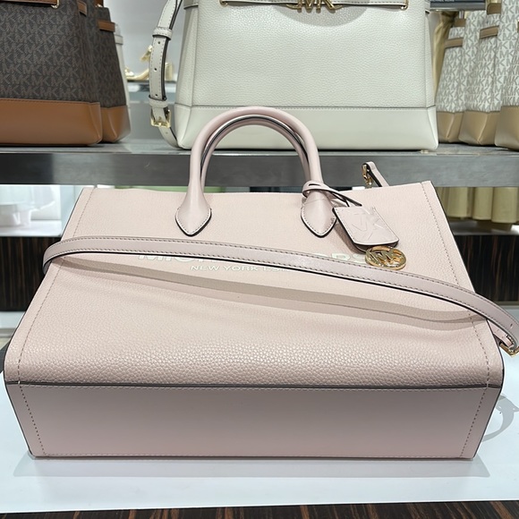 Michael Kors Medium Mirella 35S2G7ZT7L Tote Bag 
Powder Blush Multi
NWT - Picture 5 of 16